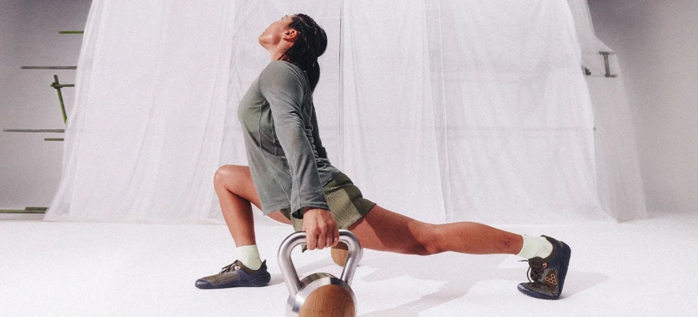 Æfing með ketilbjöllu í Vivobarefoot skóm